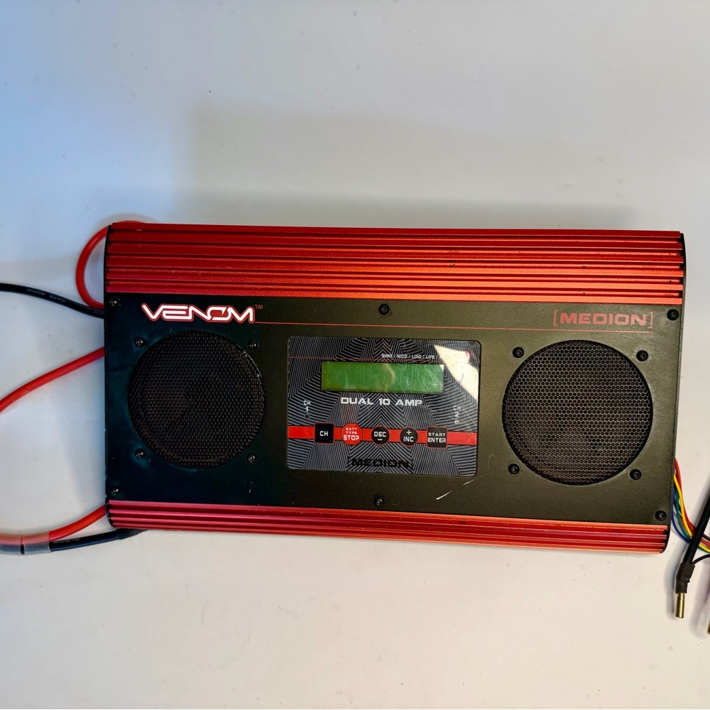 *RARE* Venom Medion Dual 10-Amp RC LiPo Battery Charger w/ SPEAKERS & Trackpower